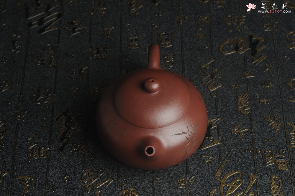 紫砂壶图片：【好壶已结缘 预定】油润底曹青 全手工高文旦 装饰人物 特文气 - 宜兴紫砂壶网