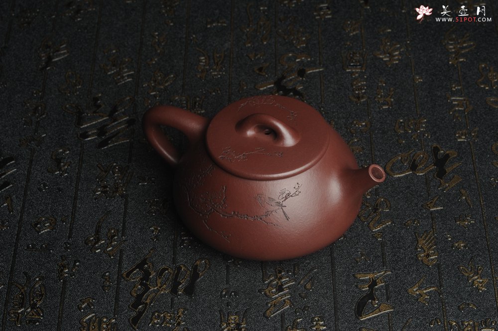 紫砂壶图片：油润底曹青 全手工周氏石瓢 装饰喜上眉梢 特文气 - 宜兴紫砂壶网