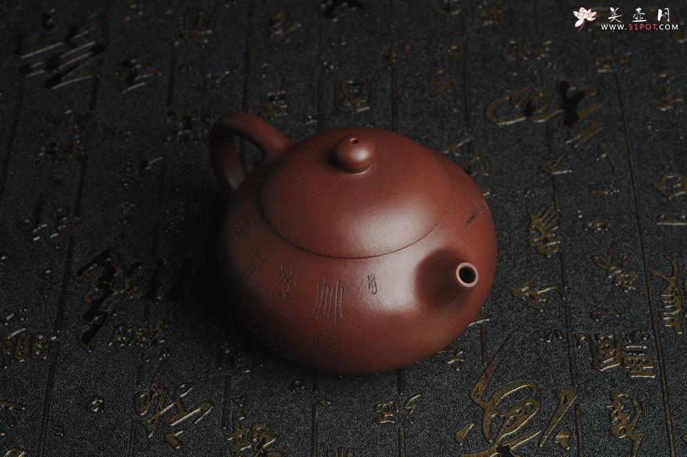 紫砂壶图片：【好壶已结缘 预定】油润底曹青 全手工高文旦 装饰人物 特文气 - 宜兴紫砂壶网