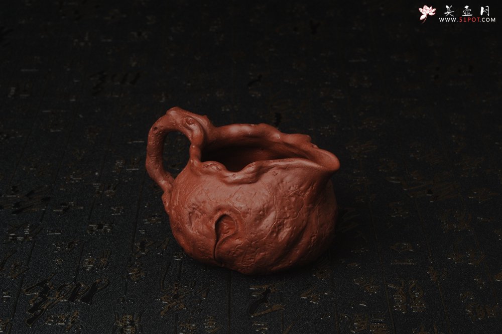 紫砂壶图片：精致特惠清水泥供春公道杯 - 宜兴紫砂壶网