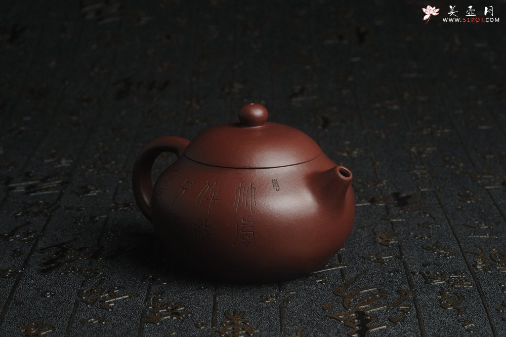 紫砂壶图片：【好壶已结缘 预定】油润底曹青 全手工高文旦 装饰人物 特文气 - 宜兴紫砂壶网