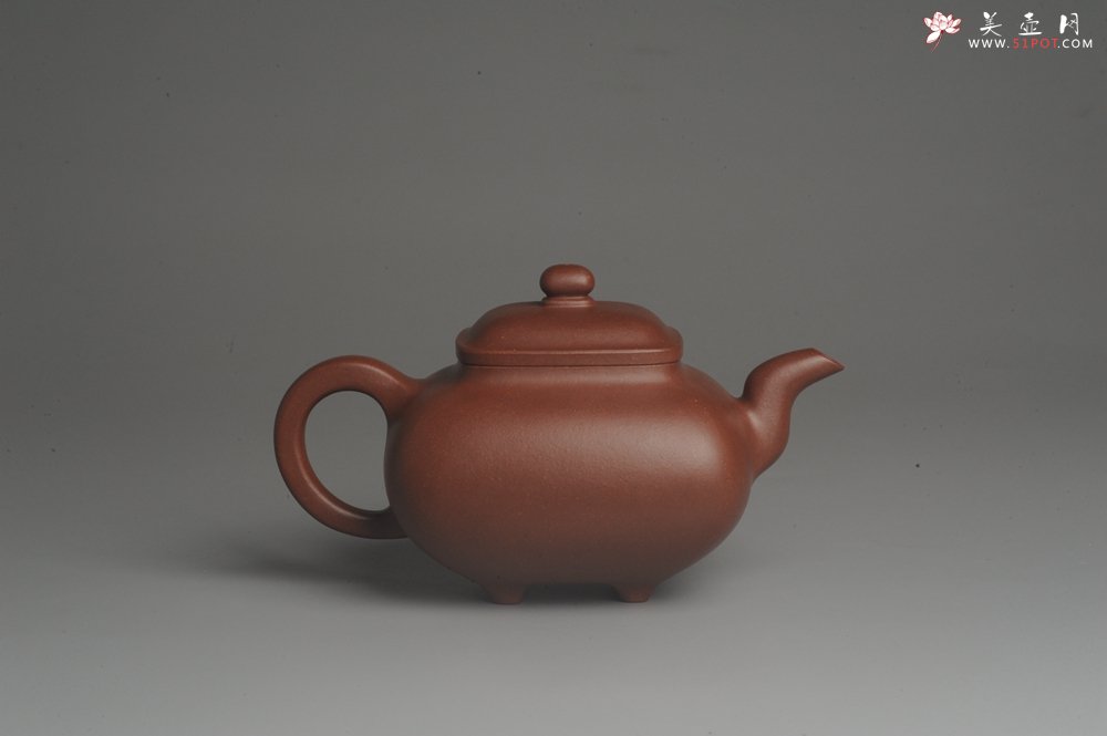 紫砂壶图片：实力派张海艳全手工特好底曹青传炉壶 线面挺括 大气 做工特好 - 宜兴紫砂壶网