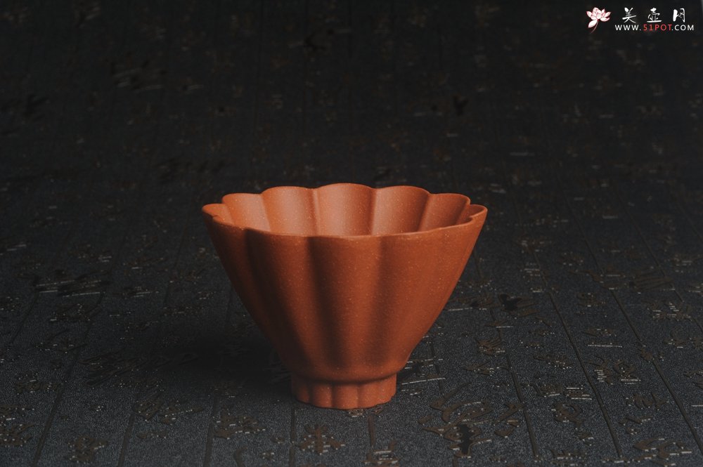 紫砂壶图片：美杯特惠 超精工厚实特好降坡泥菱花杯 主人杯 - 宜兴紫砂壶网