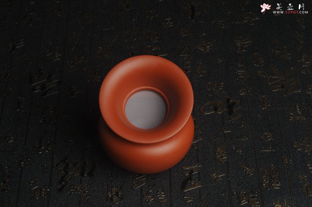 紫砂壶图片：特惠精致朱泥茶漏  底部直径4.5cm顶部直径8cm 适合口径大于5cm小于7cm的公道杯 茶人醉爱 - 宜兴紫砂壶网