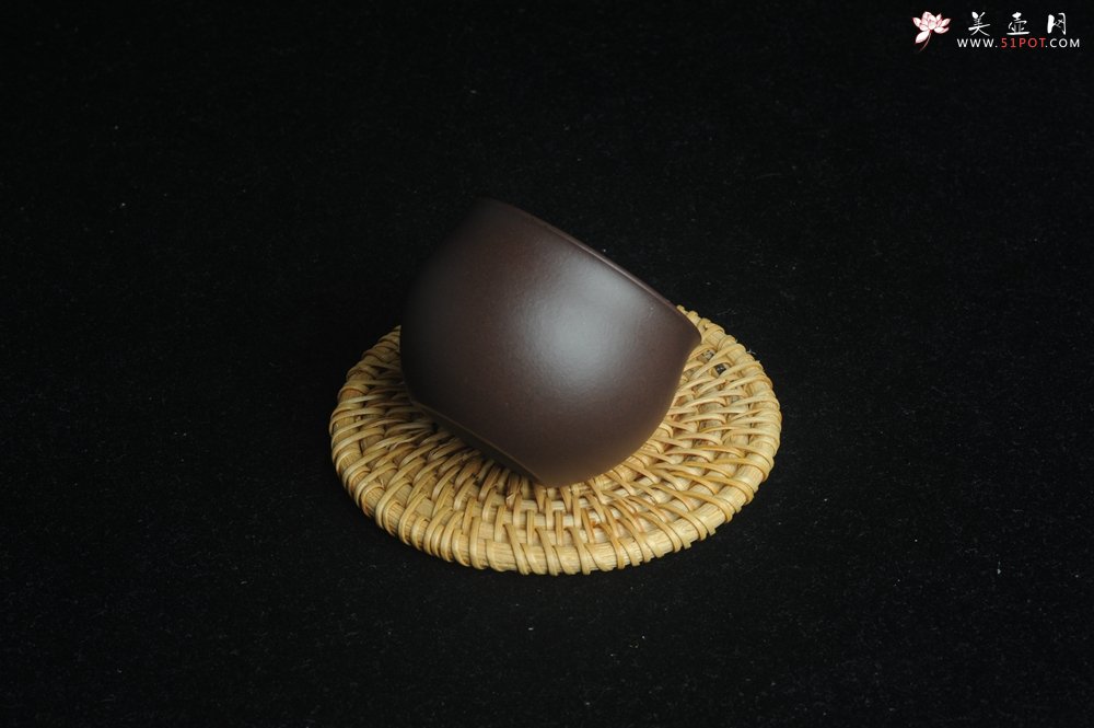 紫砂壶图片：优质老紫泥精致手工品茗杯大号主人杯 茶人醉爱 - 宜兴紫砂壶网