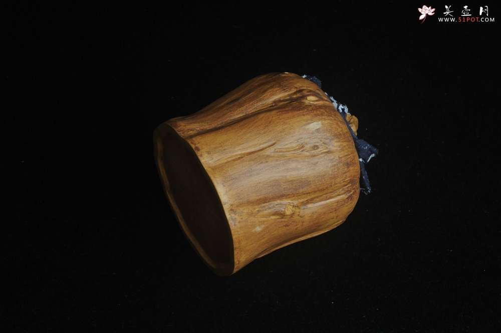 紫砂壶图片：特惠文气树桩茶叶罐 - 宜兴紫砂壶网