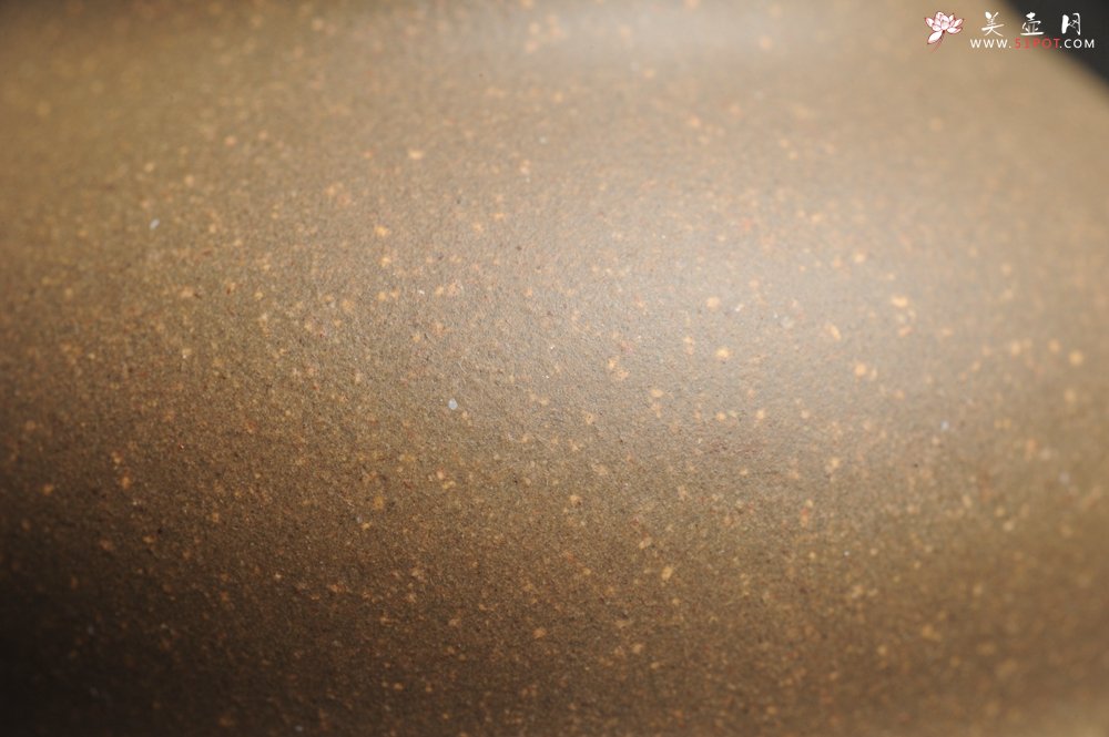 紫砂壶图片：特好青灰段泥精致手工品茗杯主人杯 茶人醉爱 性价比高 - 宜兴紫砂壶网