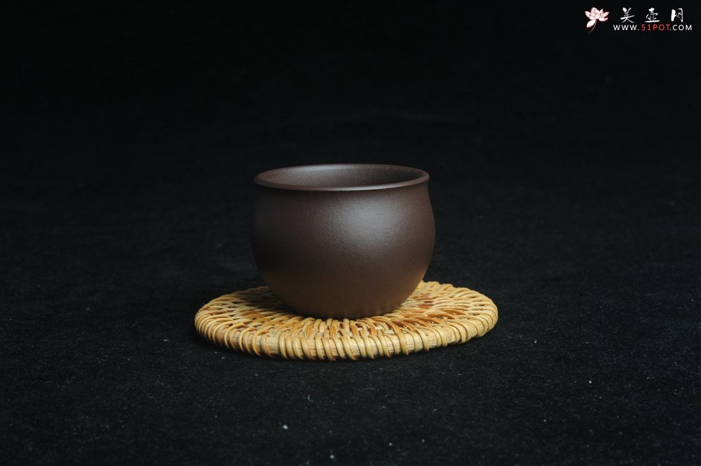 紫砂壶图片：优质老紫泥精致手工品茗杯大号主人杯 茶人醉爱 - 宜兴紫砂壶网