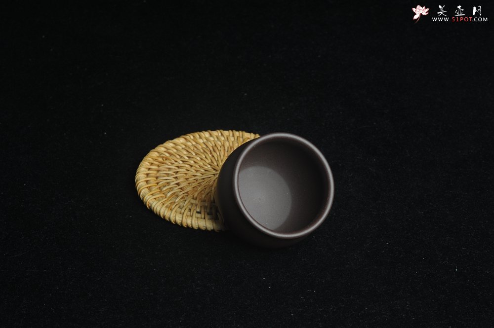 紫砂壶图片：优质老紫泥精致手工品茗杯大号主人杯 茶人醉爱 - 宜兴紫砂壶网