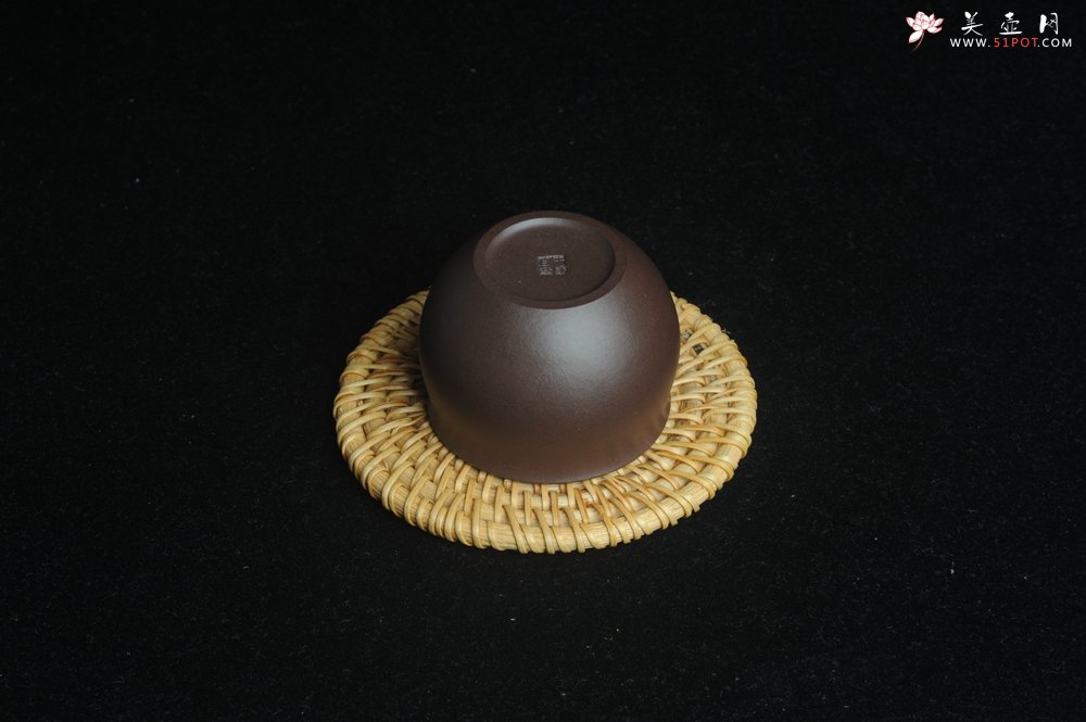 紫砂壶图片：优质老紫泥精致手工品茗杯大号主人杯 茶人醉爱 - 宜兴紫砂壶网