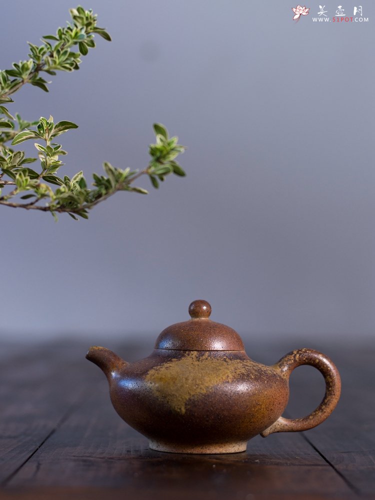 紫砂壶图片：【已结缘】段泥柴烧华颖壶 春山一路鸟空啼 特文气 茶人醉爱 - 宜兴紫砂壶网