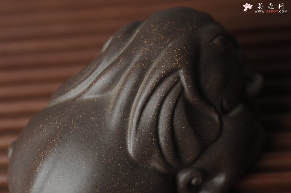 紫砂壶图片：美宠特惠 精工好料大象紫砂茶宠 太平有象 长10cm宽6.5cm高6cm - 宜兴紫砂壶网