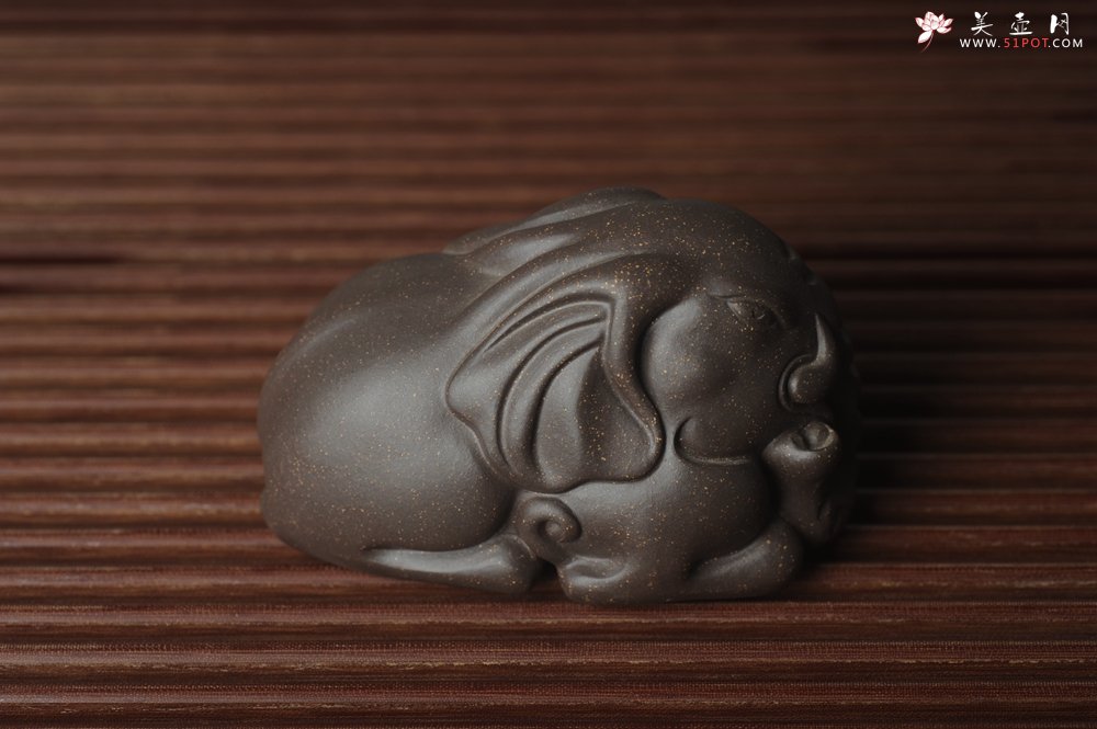 紫砂壶图片：美宠特惠 精工好料大象紫砂茶宠 太平有象 长10cm宽6.5cm高6cm - 宜兴紫砂壶网