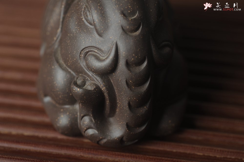 紫砂壶图片：美宠特惠 精工好料大象紫砂茶宠 太平有象 长10cm宽6.5cm高6cm - 宜兴紫砂壶网