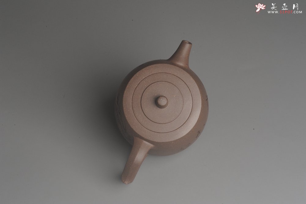 紫砂壶图片：美壶特惠 助工精工青段井栏壶 威镇九州 特文气 - 宜兴紫砂壶网