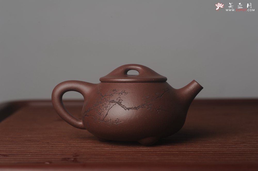 紫砂壶图片：美壶国庆特惠 工料俱佳满瓢（霸王石瓢）装饰通转梅花 特文气 - 宜兴紫砂壶网