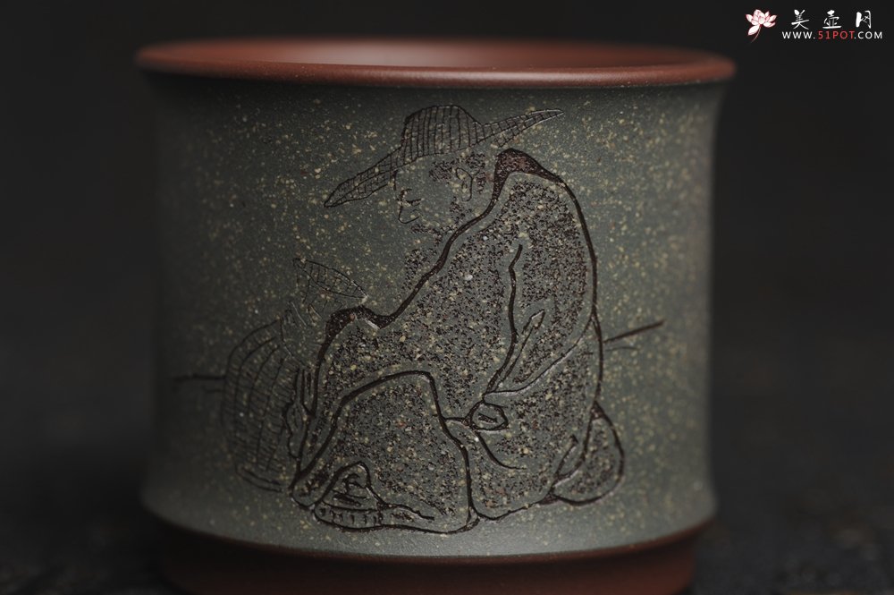 紫砂壶图片：美杯国庆特惠 精品好泥好工好刻雅致特厚实人物主人杯 茶人醉爱 - 宜兴紫砂壶网