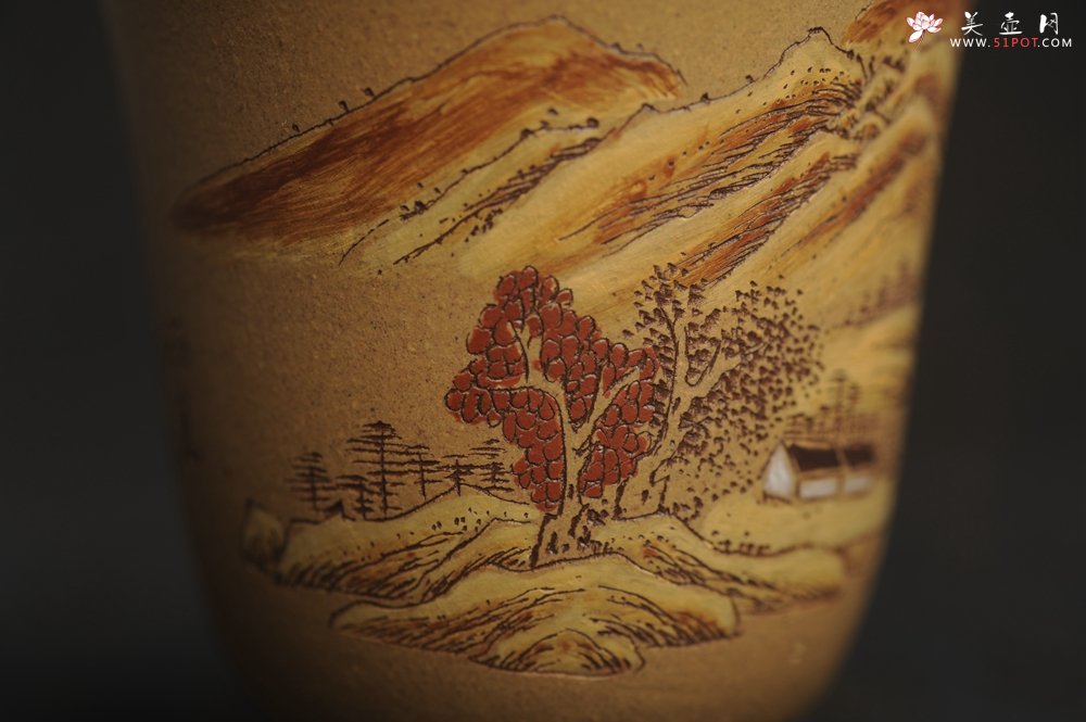 紫砂壶图片：美杯国庆特惠 精品好泥好工好刻雅致泥绘山水主人杯 茶人醉爱 - 宜兴紫砂壶网