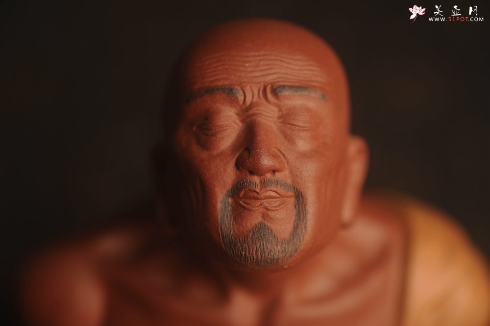 紫砂壶图片：迎中秋特惠紫砂雕塑 精工好料沐心罗汉 高14cm - 宜兴紫砂壶网