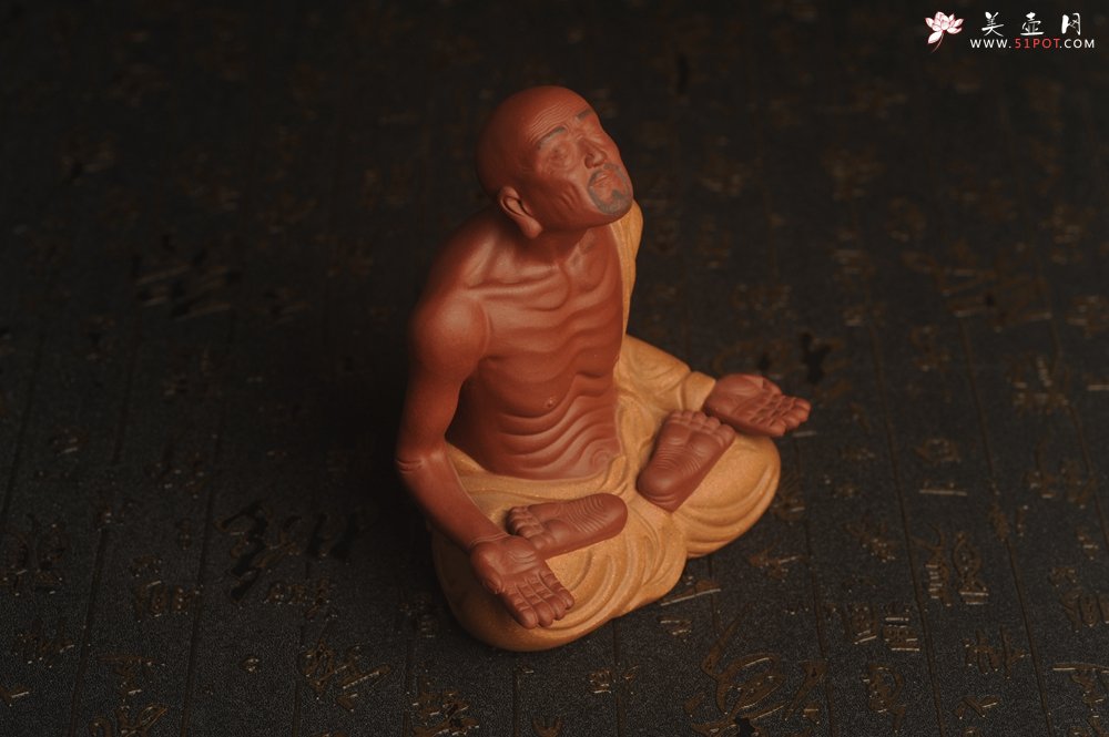 紫砂壶图片：迎中秋特惠紫砂雕塑 精工好料沐心罗汉 高14cm - 宜兴紫砂壶网