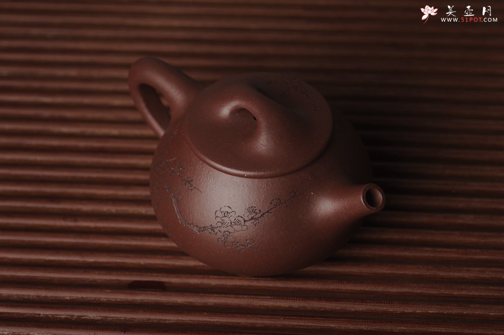 紫砂壶图片：美壶国庆特惠 工料俱佳满瓢（霸王石瓢）装饰通转梅花 特文气 - 宜兴紫砂壶网