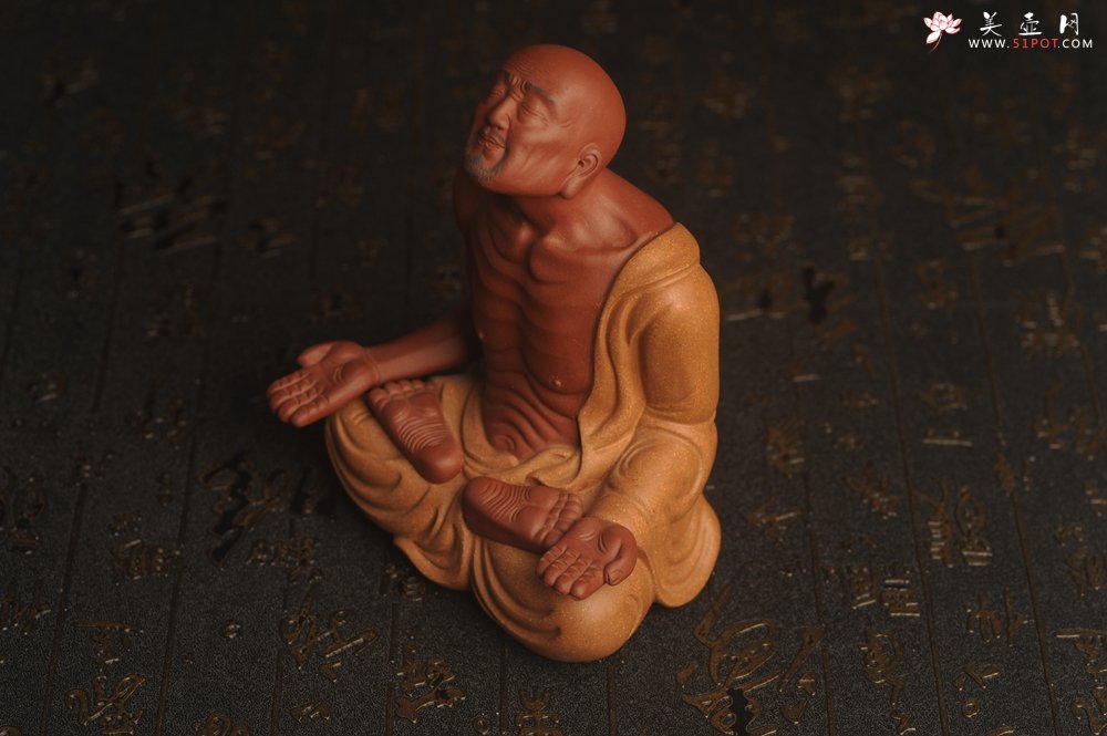 紫砂壶图片：迎中秋特惠紫砂雕塑 精工好料沐心罗汉 高14cm - 宜兴紫砂壶网