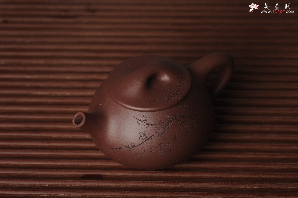 紫砂壶图片：美壶国庆特惠 工料俱佳满瓢（霸王石瓢）装饰通转梅花 特文气 - 宜兴紫砂壶网