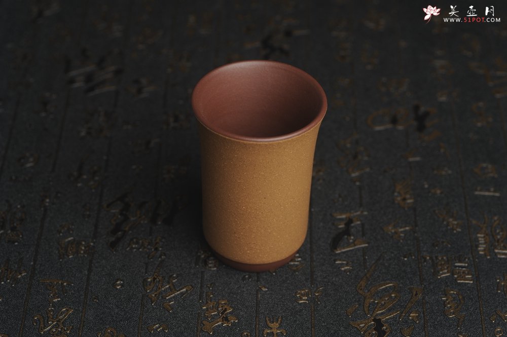 紫砂壶图片：美杯国庆特惠 精品好泥好工好刻雅致西施浣纱主人杯 茶人醉爱 - 宜兴紫砂壶网