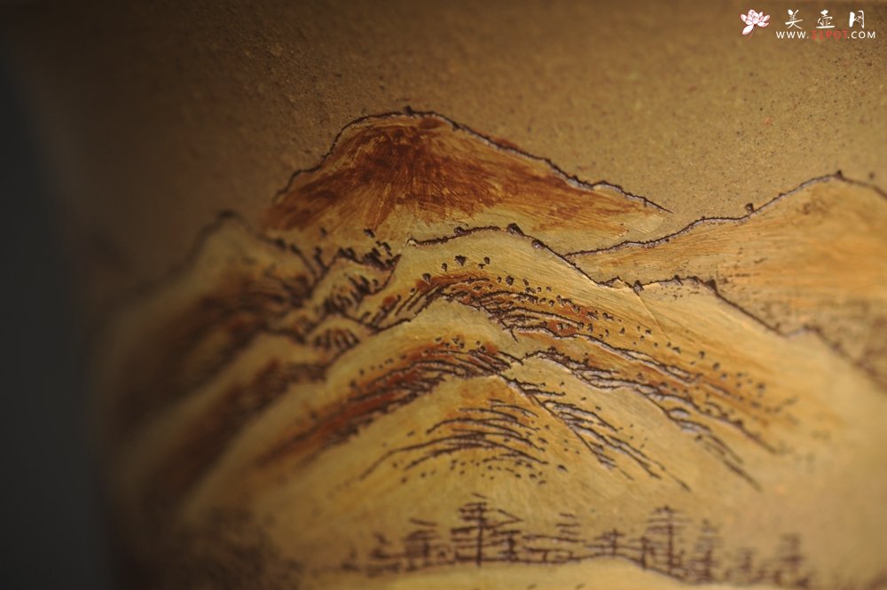 紫砂壶图片：美杯国庆特惠 精品好泥好工好刻雅致泥绘山水主人杯 茶人醉爱 - 宜兴紫砂壶网