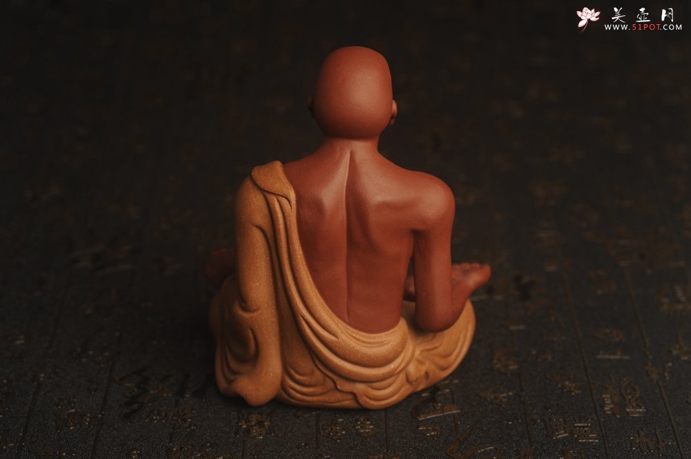 紫砂壶图片：迎中秋特惠紫砂雕塑 精工好料沐心罗汉 高14cm - 宜兴紫砂壶网