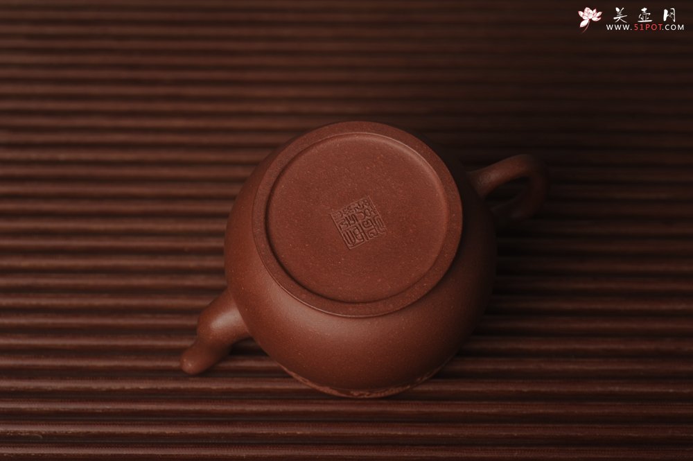 紫砂壶图片：美壶特惠 精致玉带瑞狮壶 - 宜兴紫砂壶网