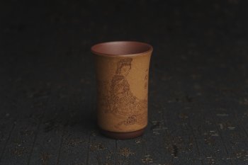 紫砂壶图片：美杯国庆特惠 精品好泥好工好刻雅致西施浣纱主人杯 茶人醉爱 - 宜兴紫砂壶网