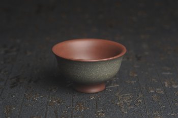 紫砂壶图片：美杯国庆特惠 精品好泥好工雅致厚实主人杯 压手杯 - 宜兴紫砂壶网