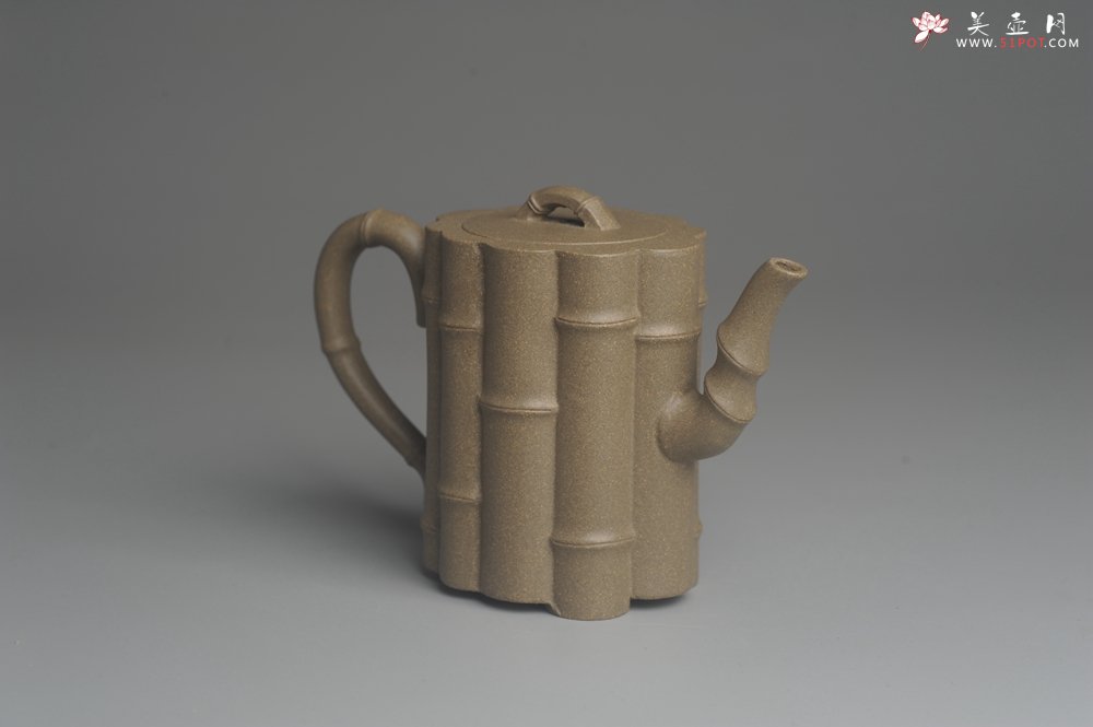 紫砂壶图片：美壶特惠 精致青段十三竹壶 茶人醉爱 - 宜兴紫砂壶网