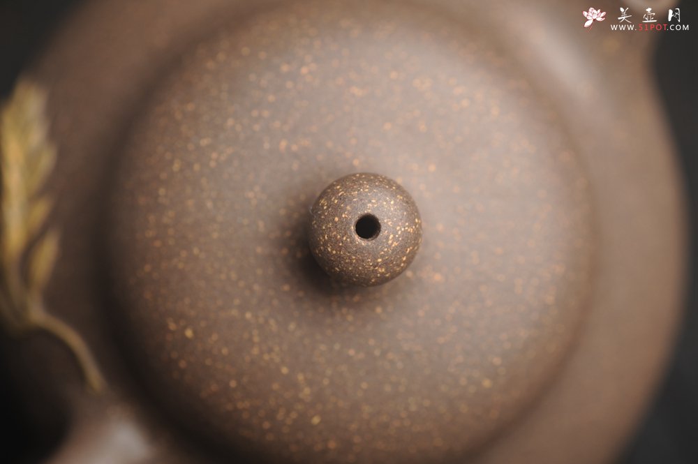 紫砂壶图片：美壶特惠 精致青灰段泥乳穗壶 茶人醉爱 - 宜兴紫砂壶网