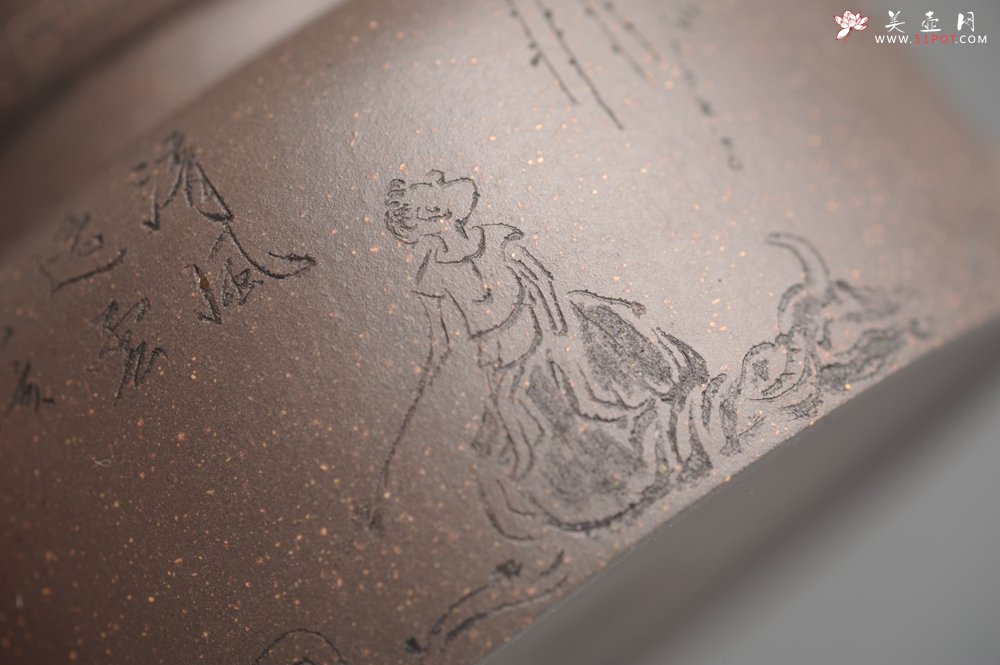 紫砂壶图片：美壶特惠 优质青灰段泥精致牧牛壶 茶人醉爱 - 宜兴紫砂壶网