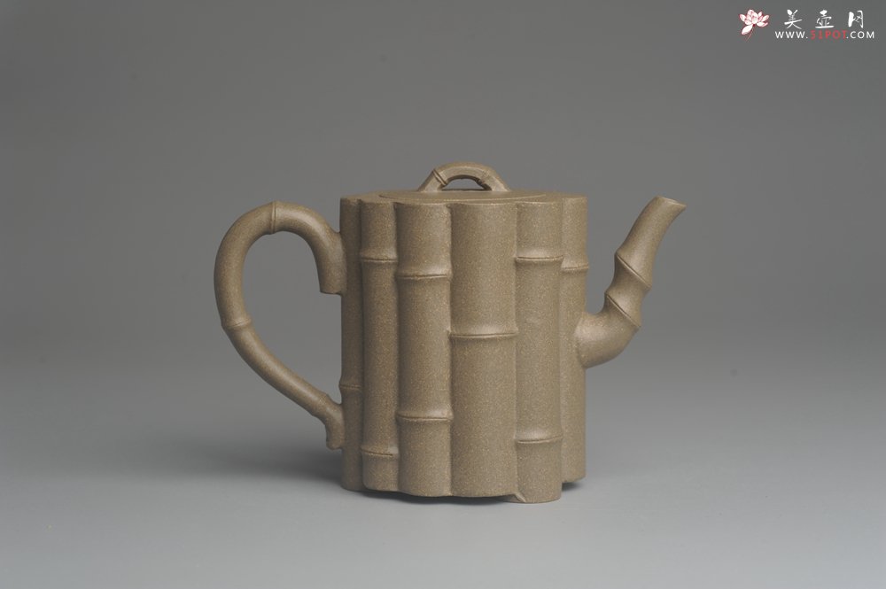 紫砂壶图片：美壶特惠 精致青段十三竹壶 茶人醉爱 - 宜兴紫砂壶网