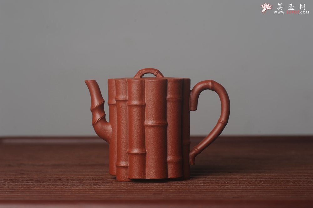 紫砂壶图片：美壶特惠 精致优质朱泥十三竹壶 茶人醉爱 - 宜兴紫砂壶网