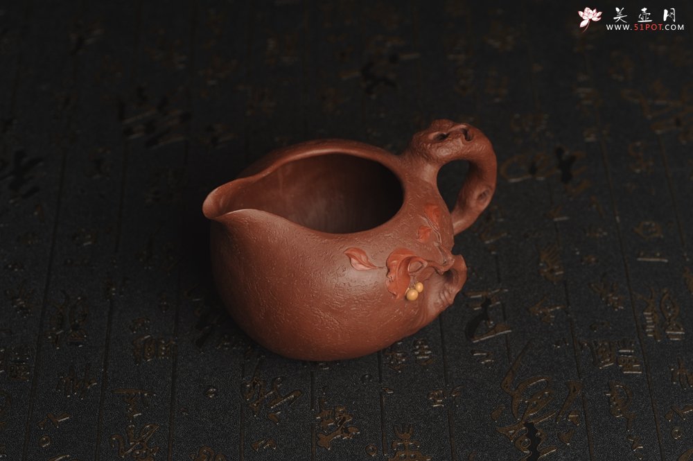 紫砂壶图片：美杯特惠 赵老师精品贴叶公道杯 茶人醉爱 - 宜兴紫砂壶网