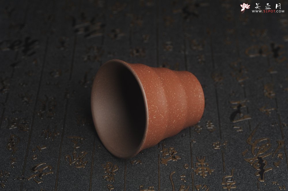 紫砂壶图片：美杯特惠 好泥好工厚实波浪主人杯 茶人醉爱 - 宜兴紫砂壶网