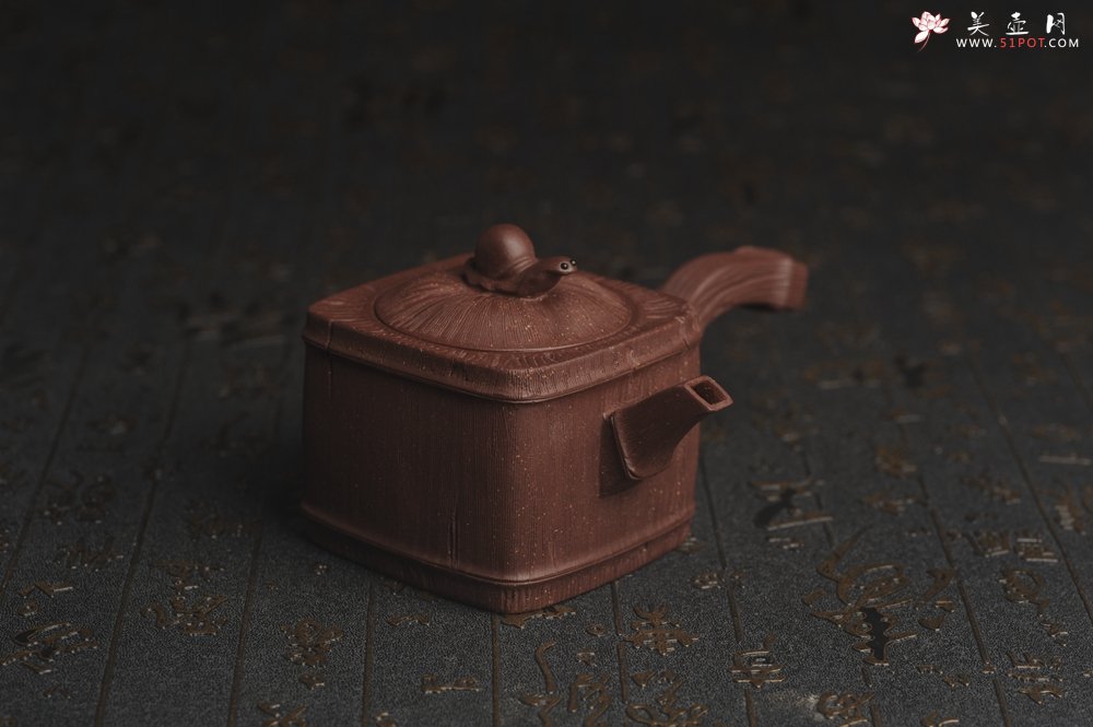 紫砂壶图片：美壶特惠 精致蜗牛四方竹唐羽壶 茶人醉爱 - 宜兴紫砂壶网