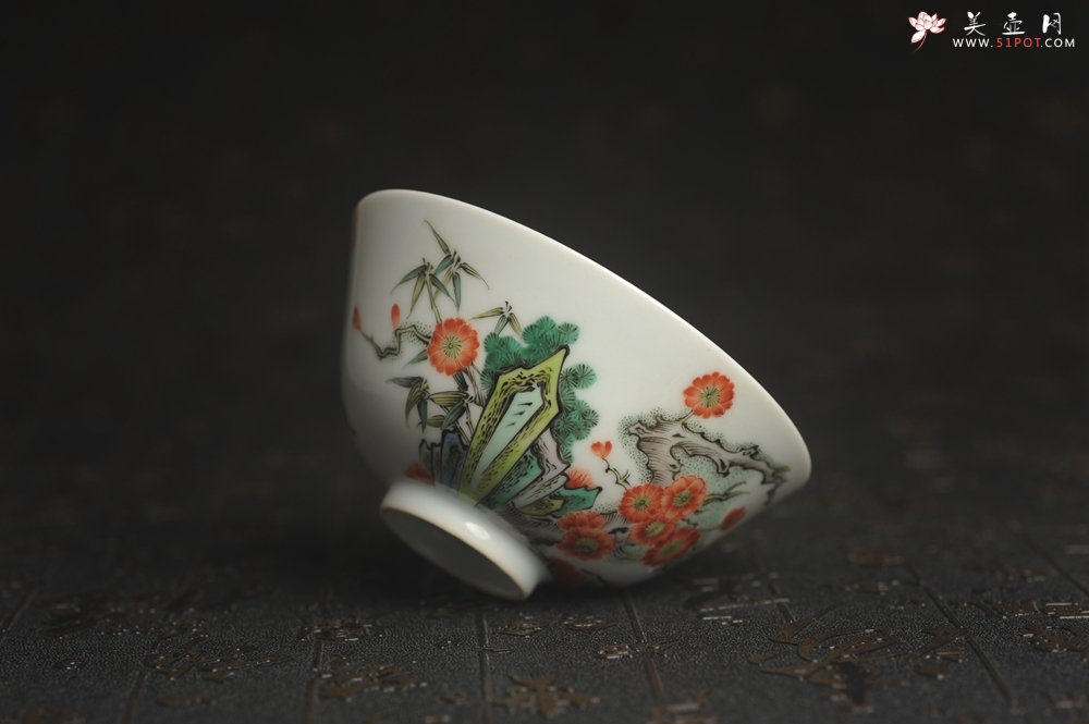 紫砂壶图片：玄辰器  精品古彩岁寒三友主人杯压手杯 景德镇茶杯 茶人醉爱 - 宜兴紫砂壶网