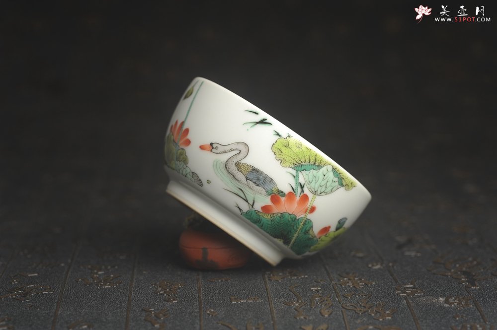 紫砂壶图片：玄辰器 精品古彩 春江水暖鸭先知 主人杯压手杯 景德镇茶杯 茶人醉爱 - 宜兴紫砂壶网