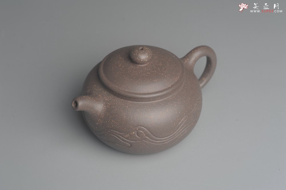 紫砂壶图片：美壶特惠 优质青灰段泥精致行云流水套组 一壶（180cc）二杯一醒茶罐（280cc） - 宜兴紫砂壶网