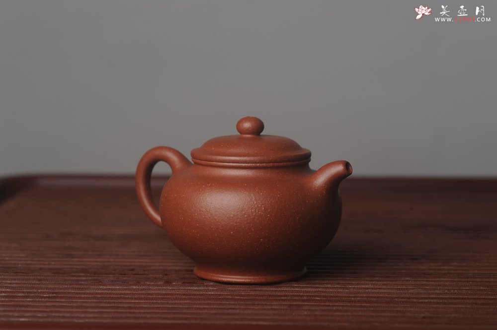 紫砂壶图片：美壶特惠 精致红降坡泥大亨掇只壶 茶人醉爱 - 宜兴紫砂壶网