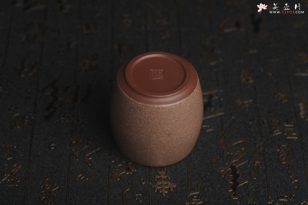 紫砂壶图片：美杯国庆特惠 精品好泥好工雅致厚实清莲主人杯 - 宜兴紫砂壶网