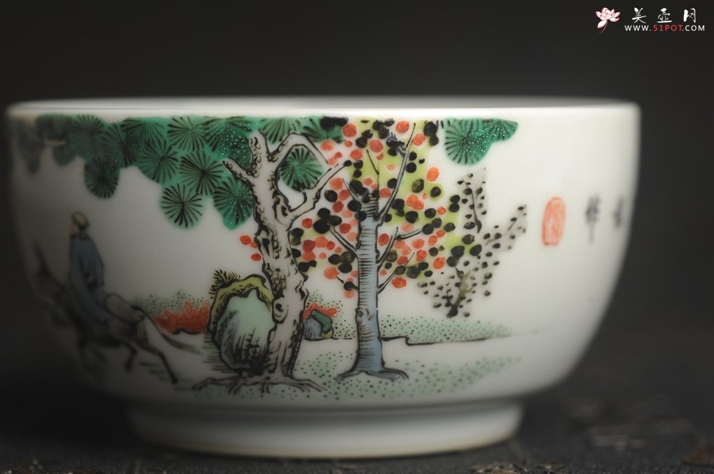 紫砂壶图片：玄辰器 精品古彩踏歌行主人杯压手杯 景德镇茶杯 茶人醉爱 - 宜兴紫砂壶网