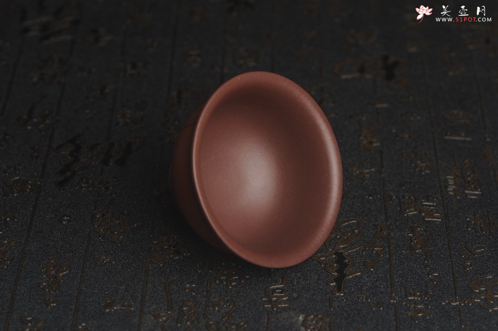 紫砂壶图片：美杯特惠 精品好泥好工雅致知足常乐主人杯 压手杯 - 宜兴紫砂壶网