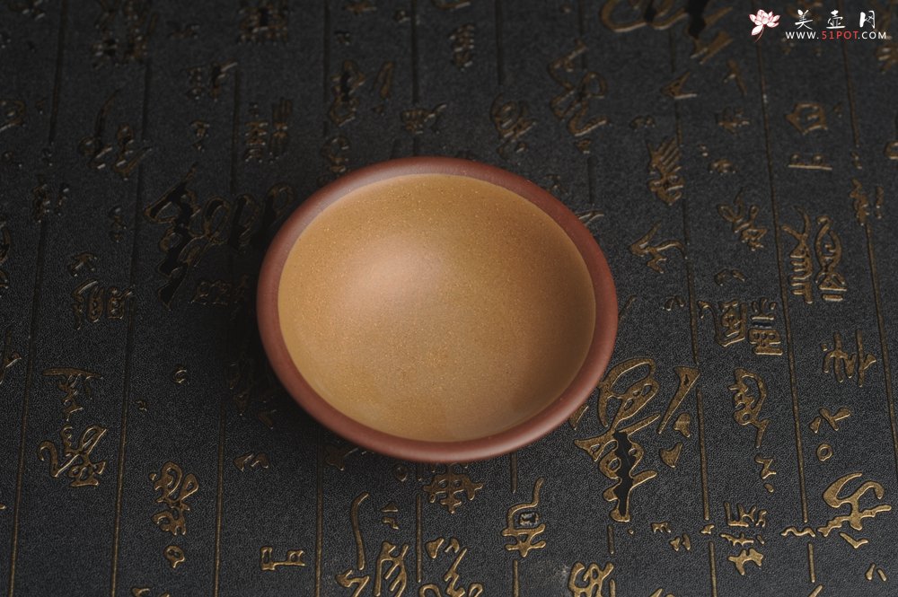 紫砂壶图片：美杯特惠 精致好泥好工厚实压手主人杯 茶人醉爱 - 宜兴紫砂壶网