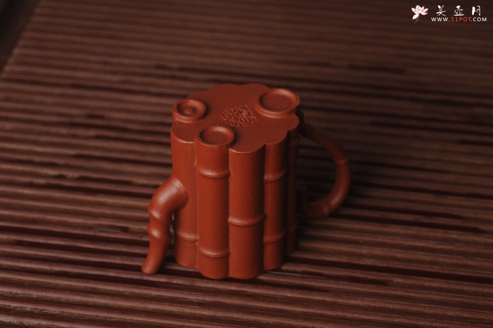 紫砂壶图片：美壶特惠 精致优质朱泥十三竹壶 茶人醉爱 - 宜兴紫砂壶网